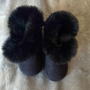 BABY GIRL FUR BOOTS